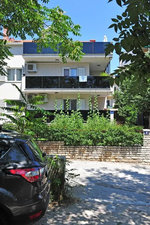 Beach Apartment Bacvice Split